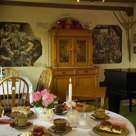 Café Alt Willingen Apartment