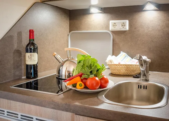 Apartment Café Alt *